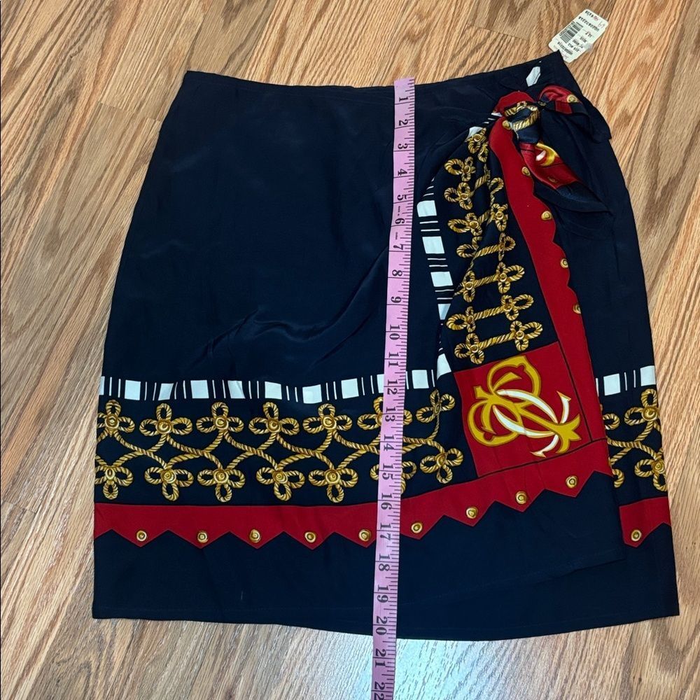 Peter Nygard Vintage SILK Wrap Skirt, navy, red, gold, 12 - Picture 9 of 9